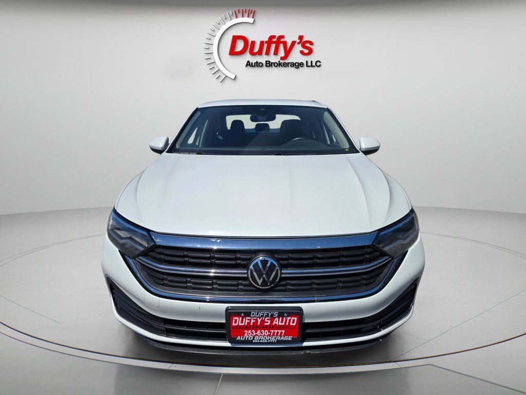 Used 2024 Volkswagen Jetta SE FWD image 13