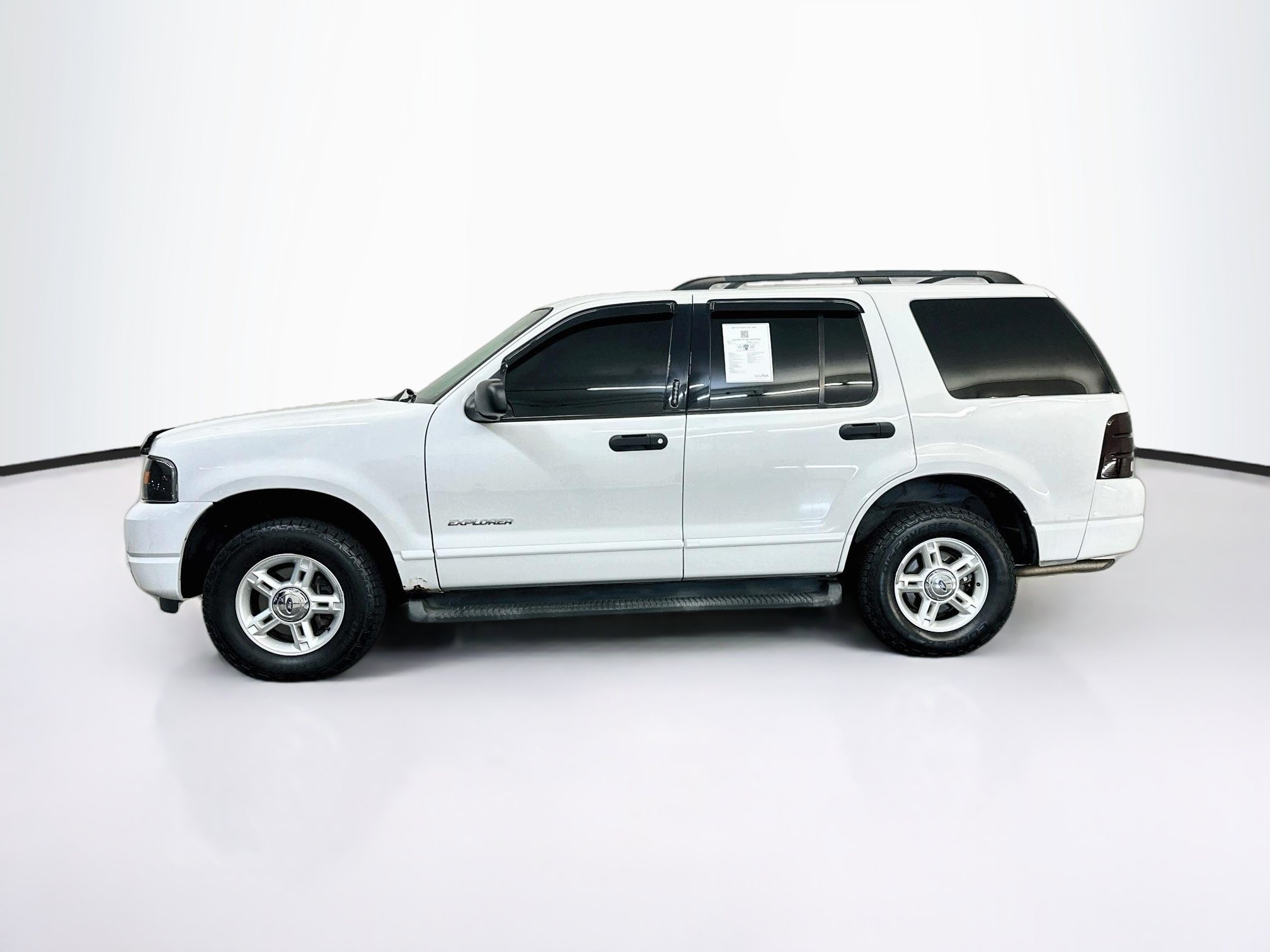 Used 2004 Ford Explorer Sport XLT AWD/4WD image 4