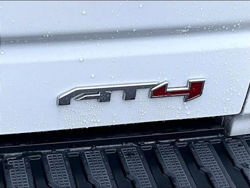 Used 2024 GMC Sierra 1500 AT4 w/ Technology Package image 53