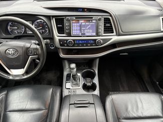 Used 2015 Toyota Highlander XLE AWD/4WD video 2