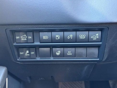 New 2026 Toyota Tundra Platinum AWD/4WD image 12