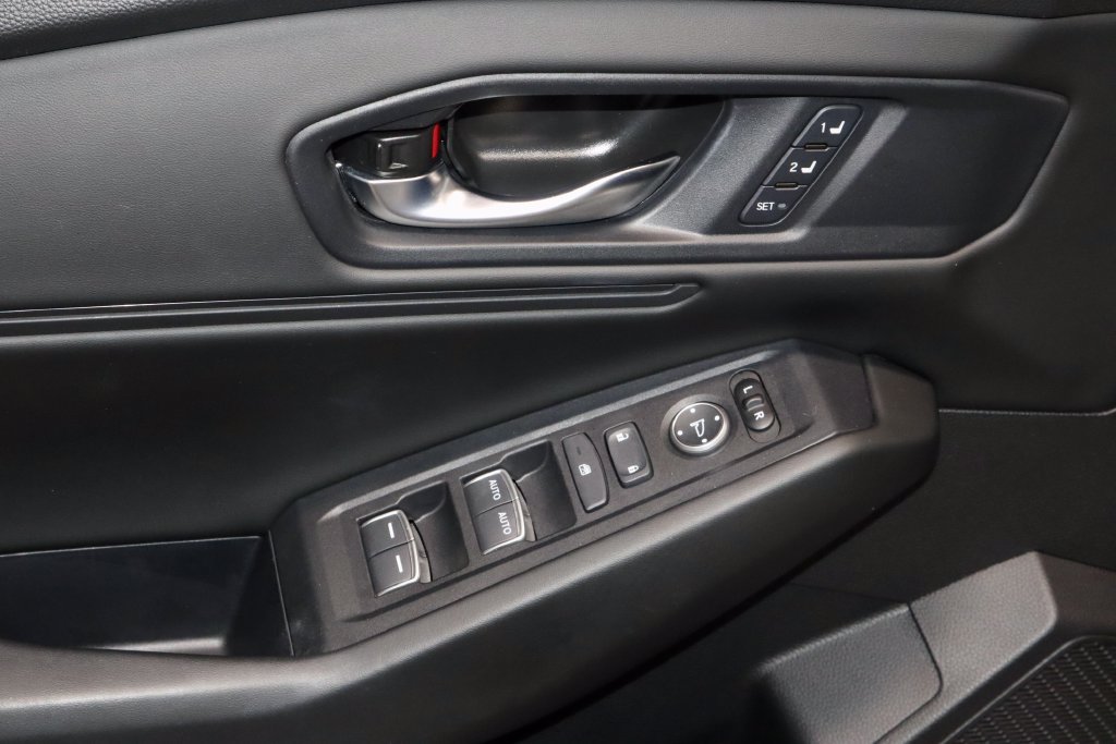 Used 2023 Honda Accord EX-L image 23
