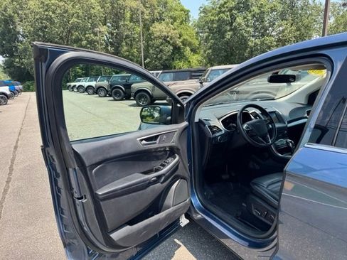 Used 2018 Ford Edge SEL w/ Equipment Group 201A AWD/4WD image 14