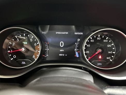 Used 2018 Jeep Compass Latitude w/ Popular Equipment Group AWD/4WD image 12