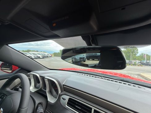 Used 2015 Chevrolet Camaro LS RWD image 34