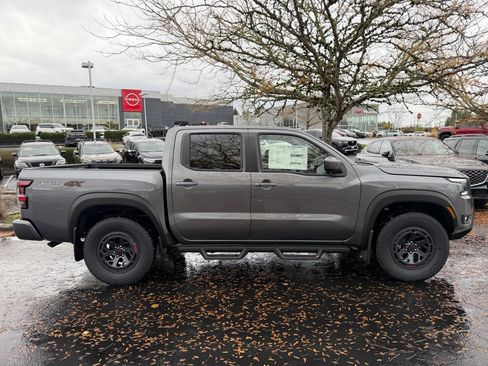New 2026 Nissan Frontier PRO-4X w/ Tow Package image 8