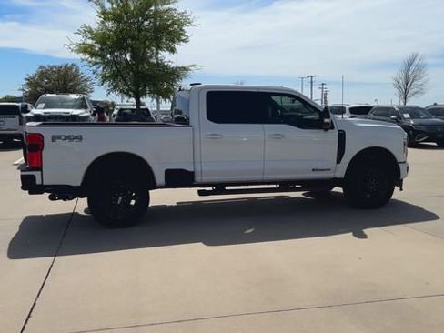 Used 2026 Ford F250 Lariat w/ Black Appearance Package image 2