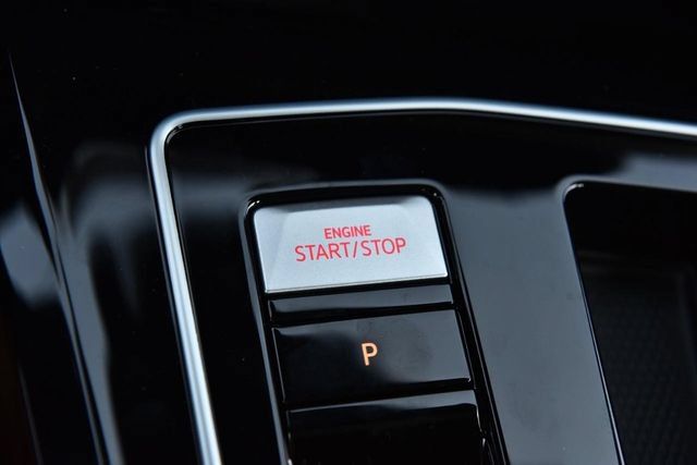 New 2026 Volkswagen GTI SE FWD image 17