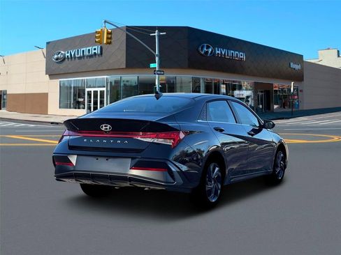 New 2026 Hyundai Elantra SEL Sport Premium FWD image 7