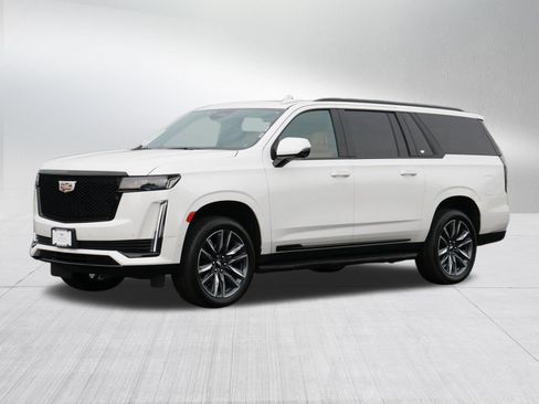 Certified 2022 Cadillac Escalade ESV Sport w/ Touring Package AWD/4WD image 3