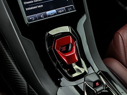 Used 2020 Lamborghini Huracan EVO AWD/4WD image 32