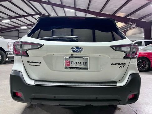 Used 2025 Subaru Outback Onyx Edition XT AWD/4WD image 4