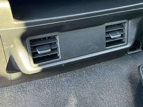 Used 2024 Chevrolet Silverado 2500 LT image 19