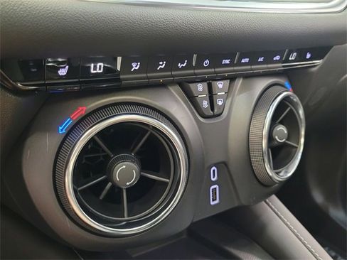 New 2025 Chevrolet Blazer LT w/ Sound & Technology Package image 18