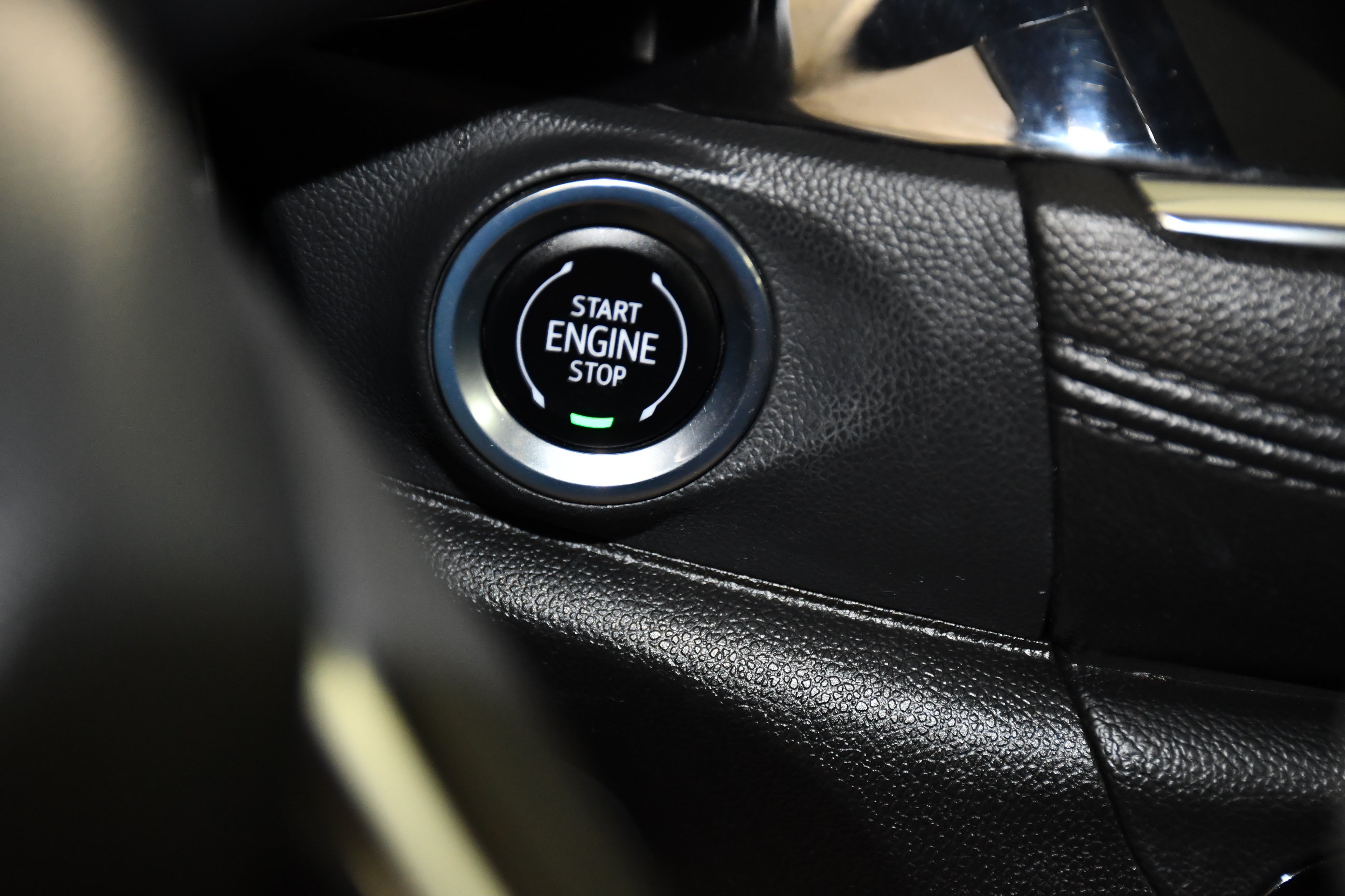 Used 2022 Buick Encore GX Essence w/ Advanced Technology Package FWD image 23