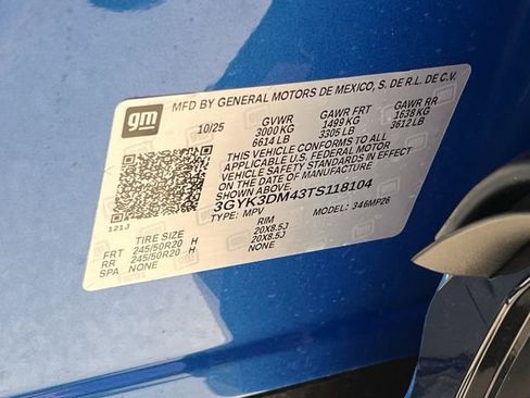 New 2026 Cadillac Optiq Luxury 2 image 27