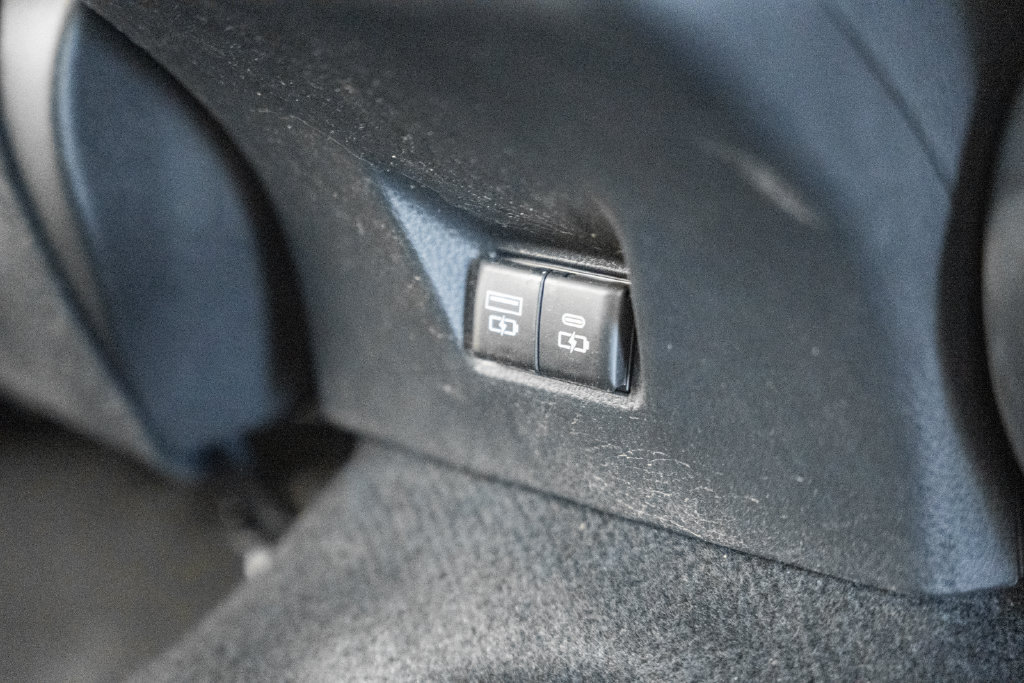 Used 2026 Toyota Camry LE w/ Convenience Package FWD image 30