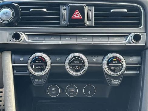 Used 2022 Genesis G70 2.0T w/ Prestige Package image 17