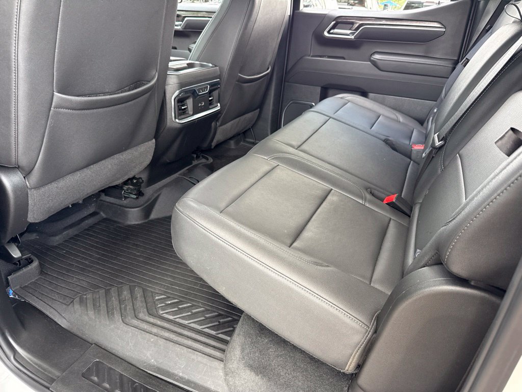 Used 2024 Chevrolet Silverado 1500 LTZ AWD/4WD image 28