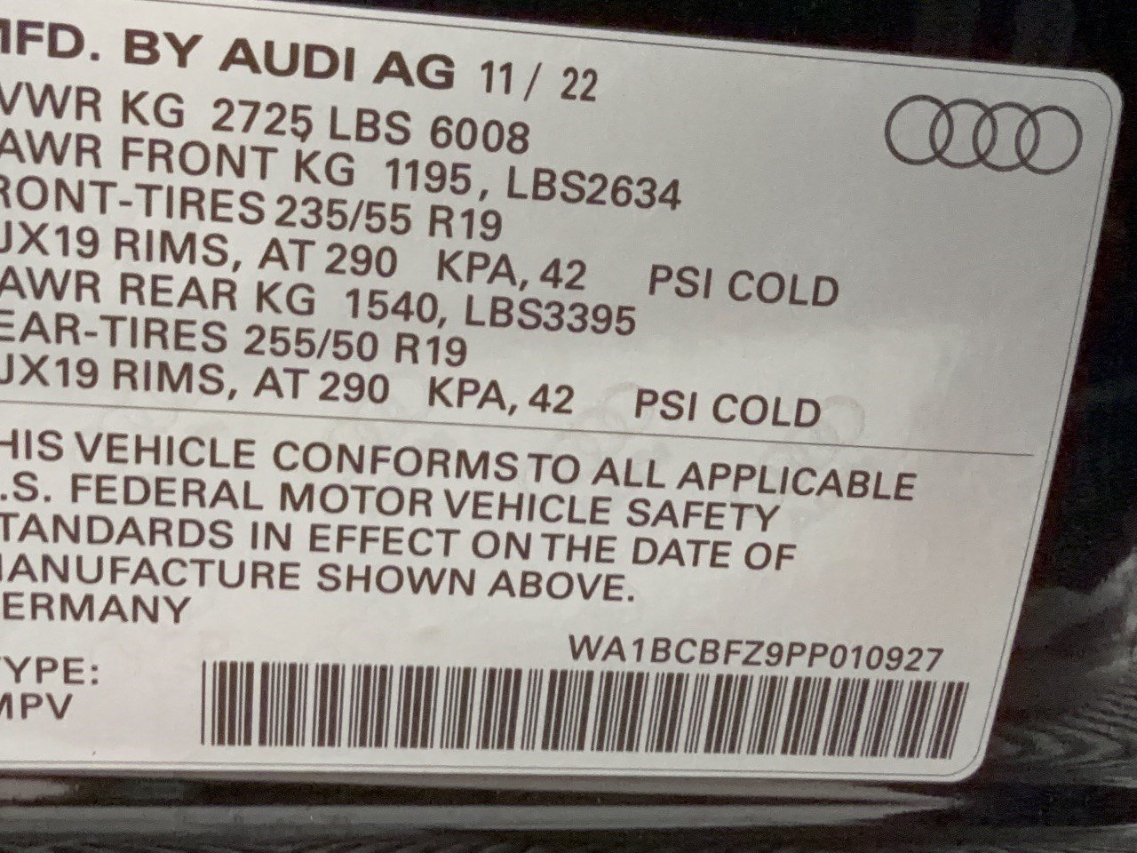 Used 2023 Audi Q4 e-tron Premium Plus w/ Premium Plus RWD image 32