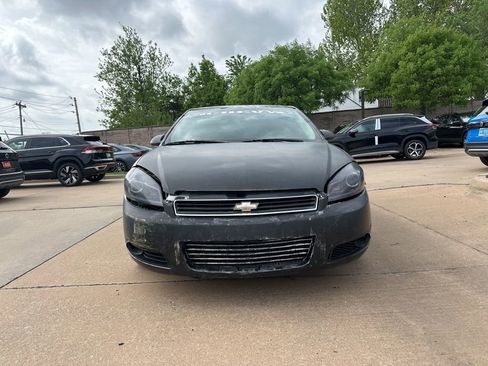 Used 2014 Chevrolet Impala LT w/ LT Sunroof Package FWD image 2