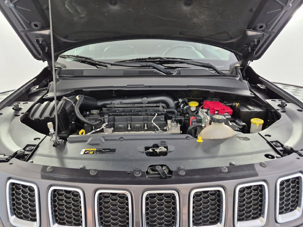 Used 2021 Jeep Compass Limited AWD/4WD image 38
