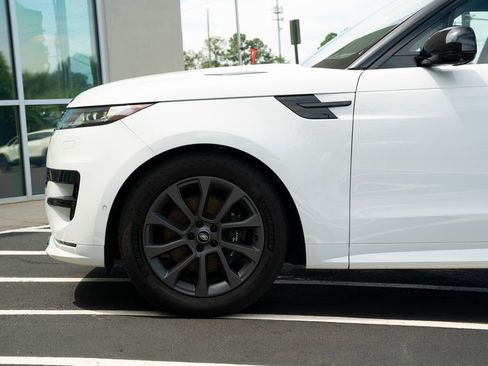 Used 2024 Land Rover Range Rover Sport Dynamic SE AWD/4WD image 20