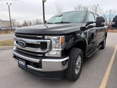 Used 2021 Ford F250 XLT w/ FX4 Off-Road Package image 8
