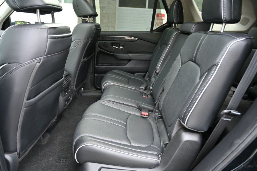 Used 2023 Honda Pilot Elite image 19