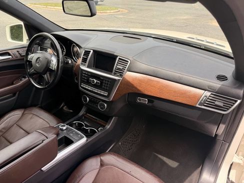 Used 2014 Mercedes-Benz ML 550 4MATIC image 16