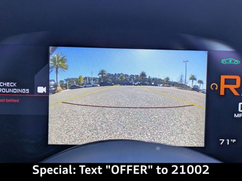 Used 2020 McLaren 600LT Spider image 25