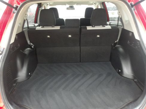 Used 2017 Toyota RAV4 XLE image 13