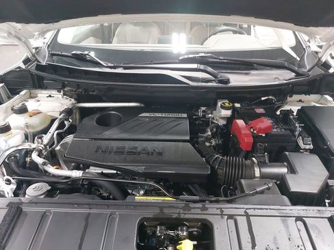 Certified 2025 Nissan Rogue SV AWD/4WD image 31
