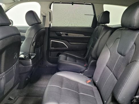 Used 2022 Kia Telluride EX w/ EX Premium Package FWD image 18