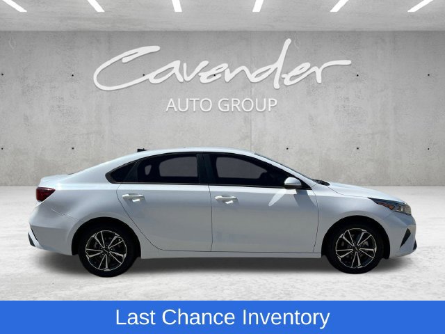 Used 2022 Kia Forte LXS FWD image 17