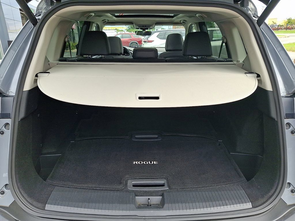 Certified 2023 Nissan Rogue SL w/ SL Premium Package AWD/4WD image 29