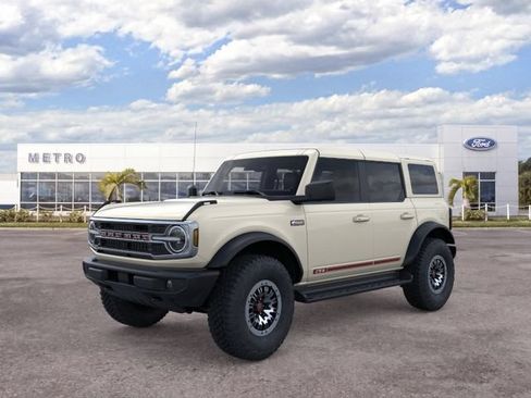 New 2026 Ford Bronco Outer Banks w/ Sasquatch Package AWD/4WD image 1