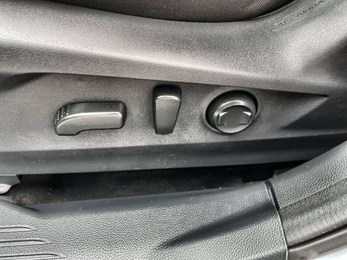 Certified 2024 Subaru Outback Premium AWD/4WD image 16