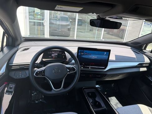 Certified 2025 Volkswagen ID.4 Pro AWD/4WD image 15
