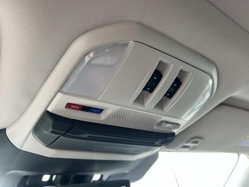 Certified 2025 Subaru Ascent Bronze Edition w/ Onyx Package image 31