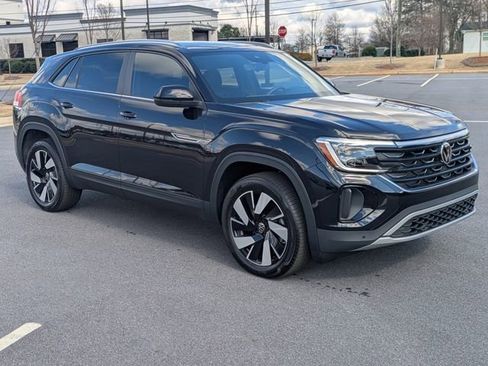Used 2026 Volkswagen Atlas Cross Sport SE FWD image 2