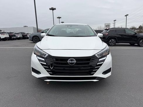 New 2025 Nissan Versa SV w/ Trunk Package image 3