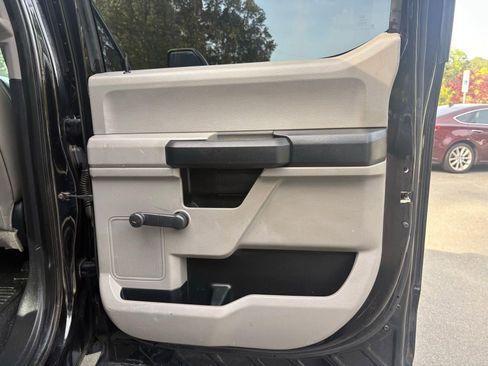 Used 2017 Ford F250 XL w/ XL Value Package image 23