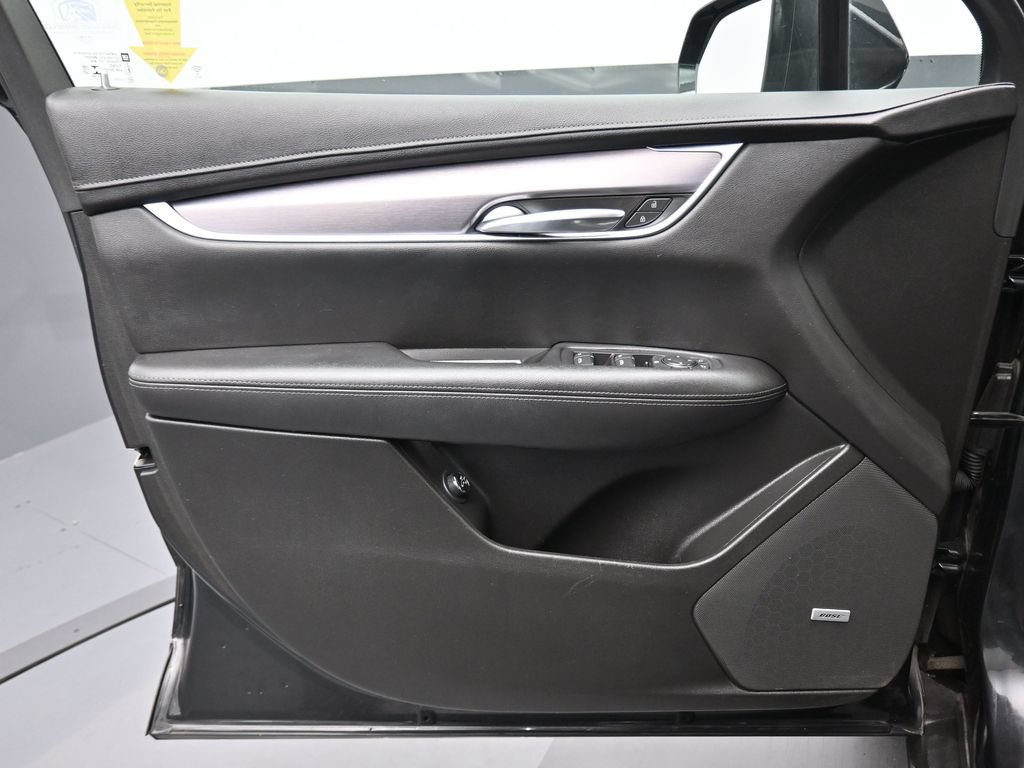 Used 2020 Cadillac XT5 Luxury FWD image 9