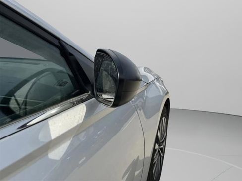 Used 2024 Nissan Altima 2.5 SV FWD image 25