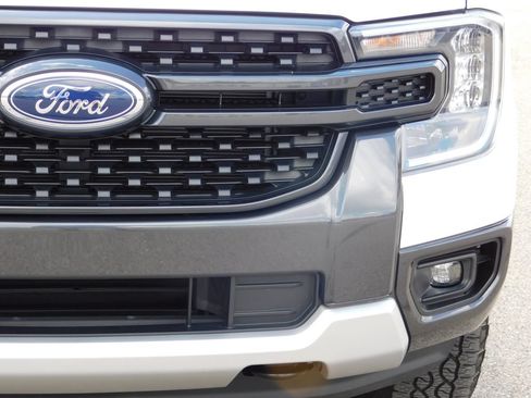 Used 2025 Ford Ranger XLT w/ Convenience Package AWD/4WD image 12