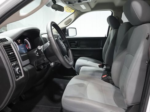 Used 2019 RAM 1500 Express image 24