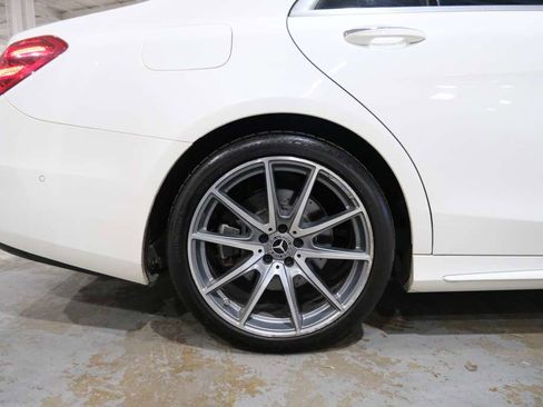 Used 2018 Mercedes-Benz S 560 4MATIC Sedan image 13