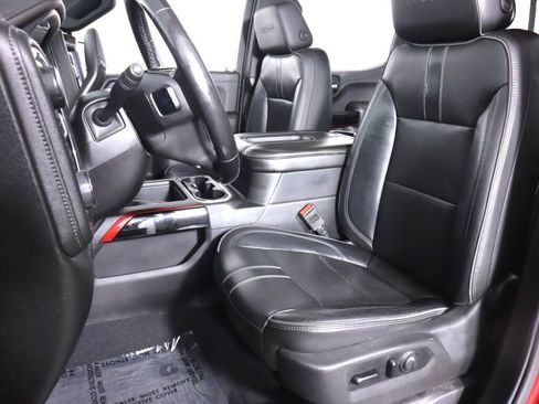 Used 2019 Chevrolet Silverado 1500 High Country image 40