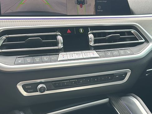 Used 2021 BMW X6 sDrive40i w/ M Sport Package image 33